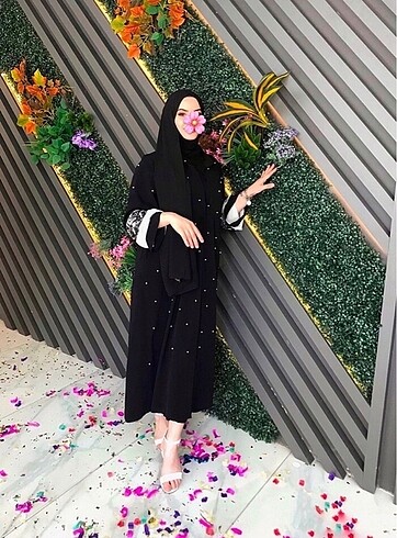 Diğer İncili abaya