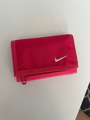 nike cuzdan