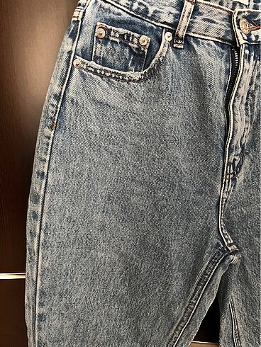 Pull and Bear Pull bear mom jean