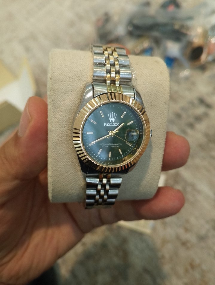 Modern Klasik bayan Kol Saatleri Altın Renk - Görsel 4