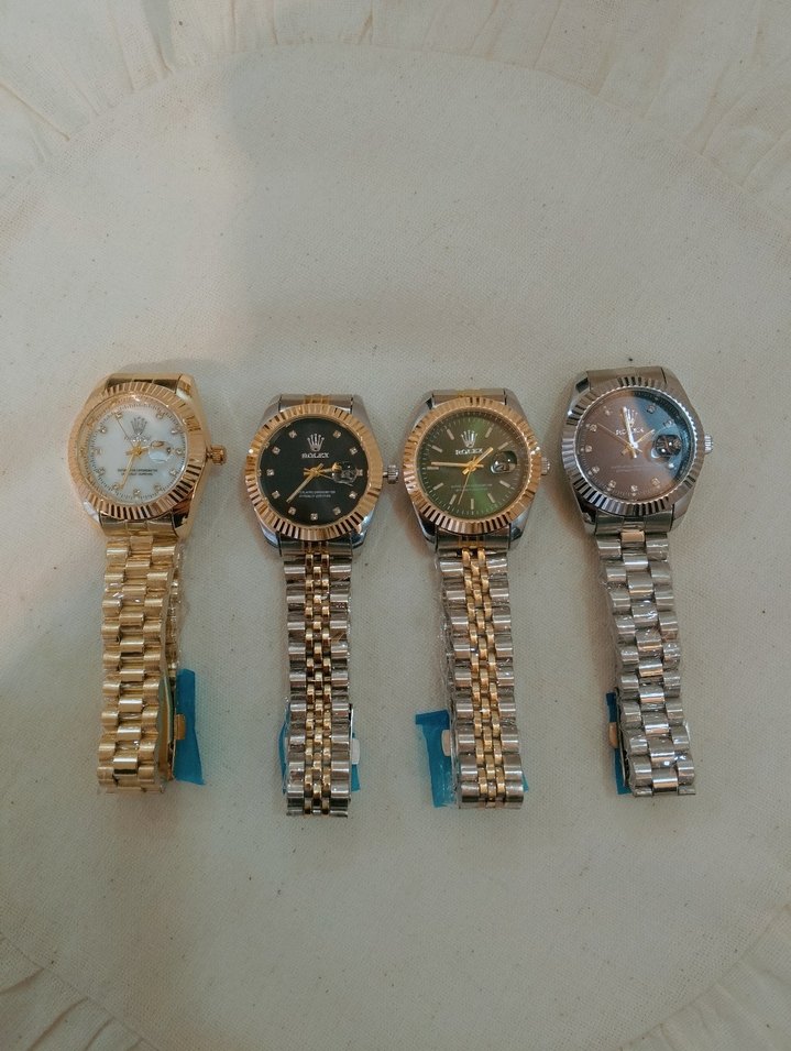 Modern Klasik bayan Kol Saatleri Altın Renk - Görsel 3