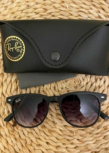 Ray Ban