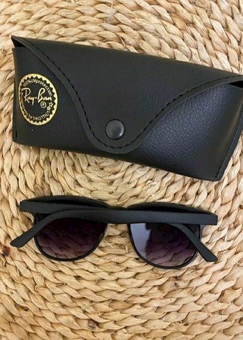Ray-Ban Klasik Siyah Kadın Güneş Gözlüğü - Görsel 2