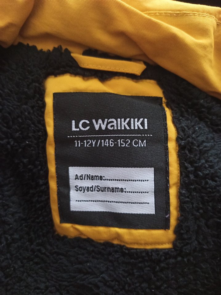 Sarı Düğmeli Erkek Çocuk Montu - Görsel 3