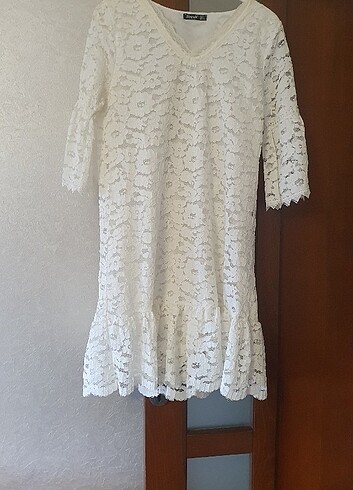 Beyaz dantelli elbise/tunik