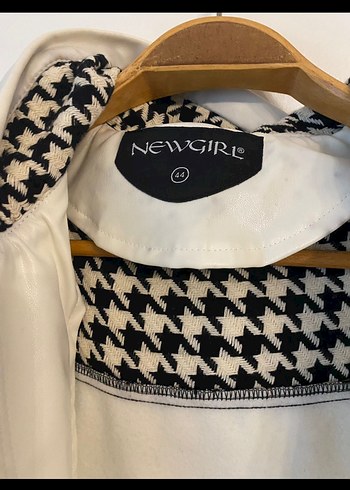 Düğmeli Midi Beyaz Yağmurluk - Görsel 8