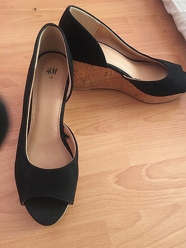 H&M dolgu topuk ayakkabı