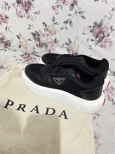 Prada Ayakkabı