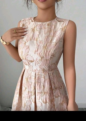 Pembe Pilili Uzun Abiye Elbise - Görsel 4