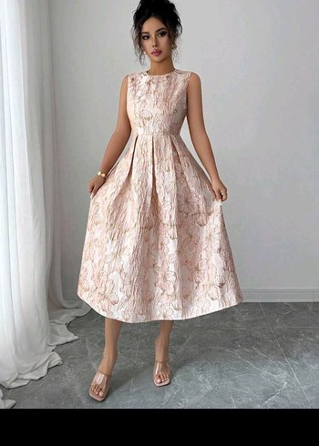 Pembe Pilili Uzun Abiye Elbise - Görsel 3