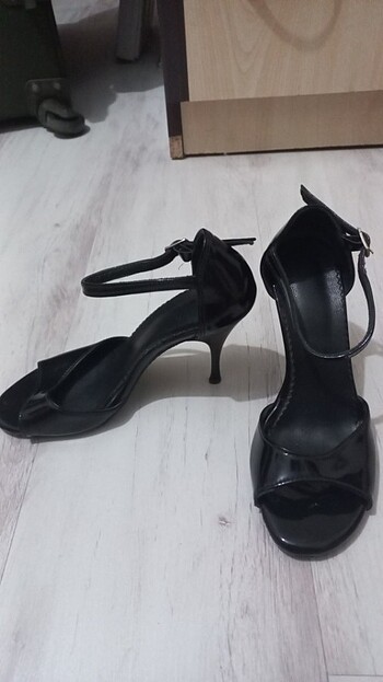 Siyah Rugan renk tango ayakkabısı