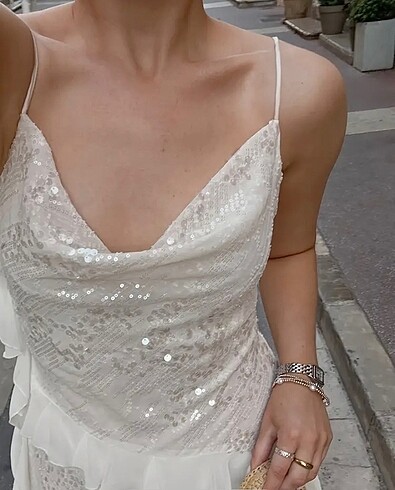Zara Zara pullu fırfırlı mini elbise