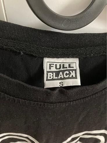 s Beden radiohead tshirt