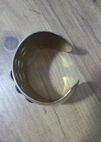 Koyu Taşlı Altın Renkli Tokalı Bilezik - Görsel 3