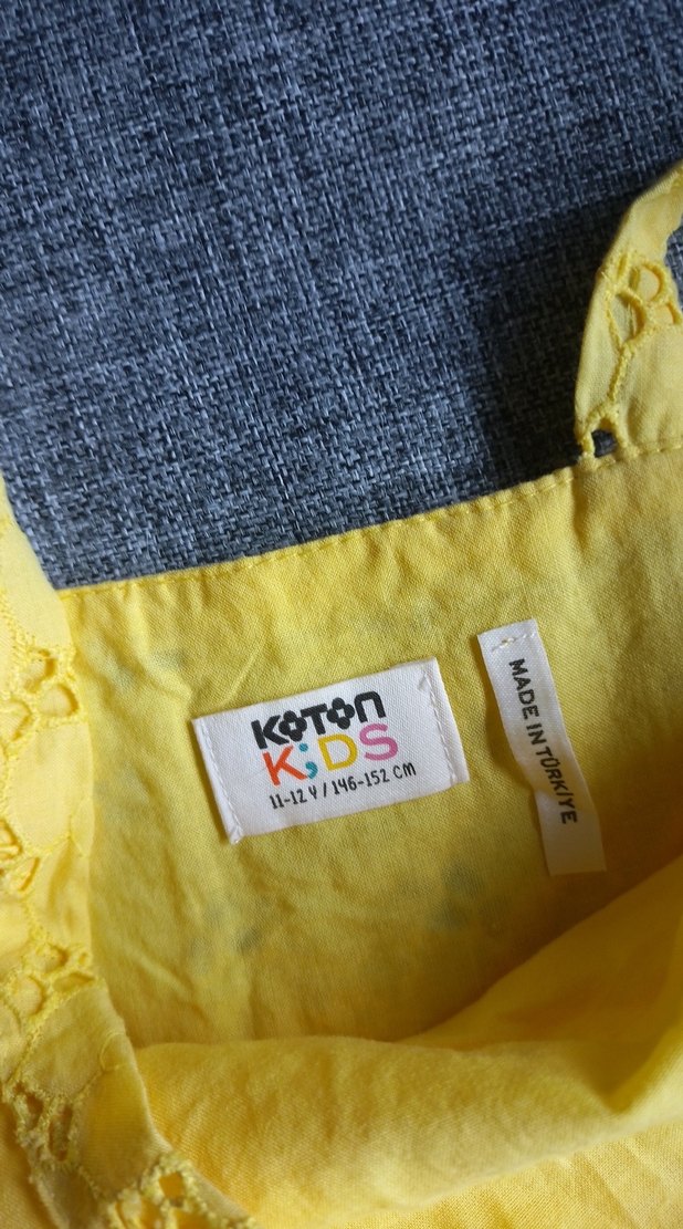 Kız Çocuk Sarı Nakışlı Askılı Elbise - Görsel 3