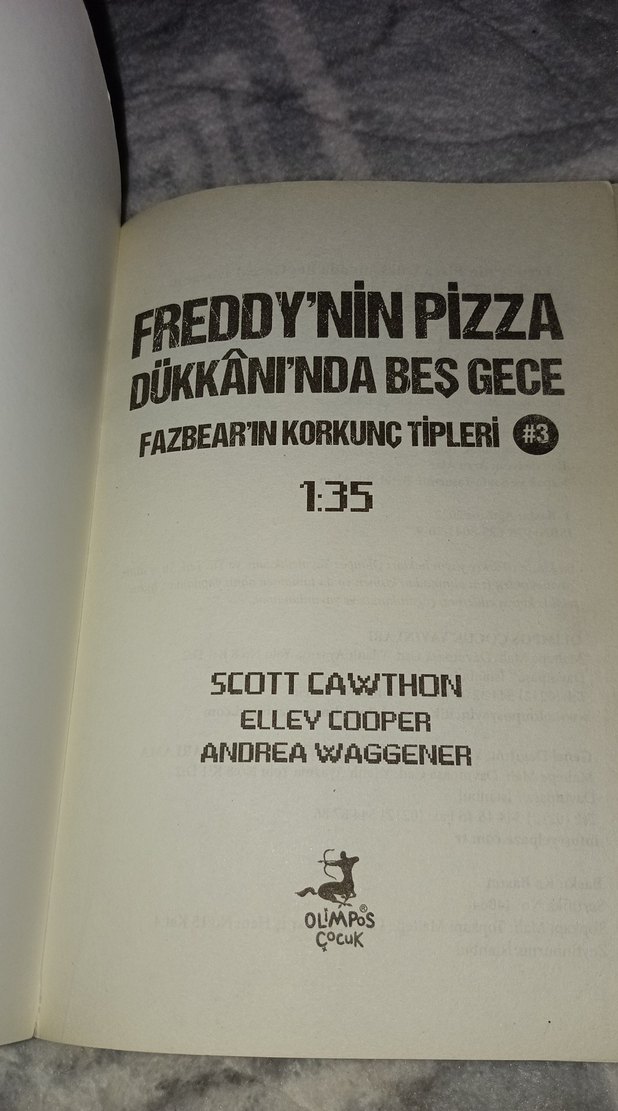 Freddy'nin Pizza Dükkanı'nda Beş Gece - Komik Kitap - Görsel 5