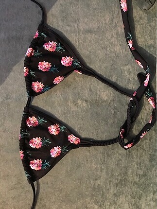 Bikini üstü