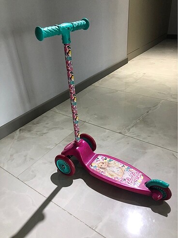 Barbie Scooter