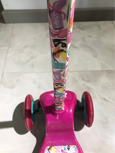 Beden Barbie Scooter