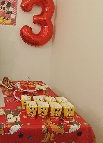  Beden Mickey mouse mısır kutusu