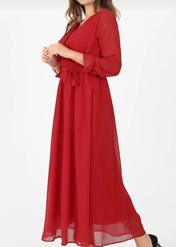 Kadın kırmızı abiye - Görsel 2