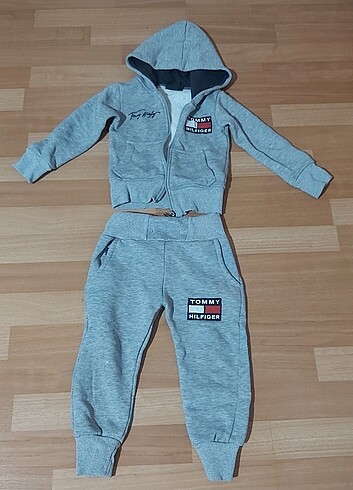 Çocuk eşofman takımı