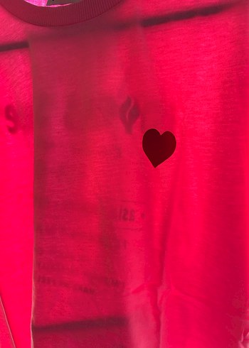 Kırmızı Şeffaf Kadın Tişört - Görsel 2