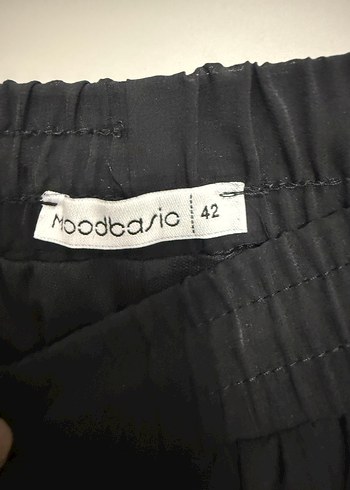 Siyah Pileli Uzun Tül detaylı Etek - Görsel 5