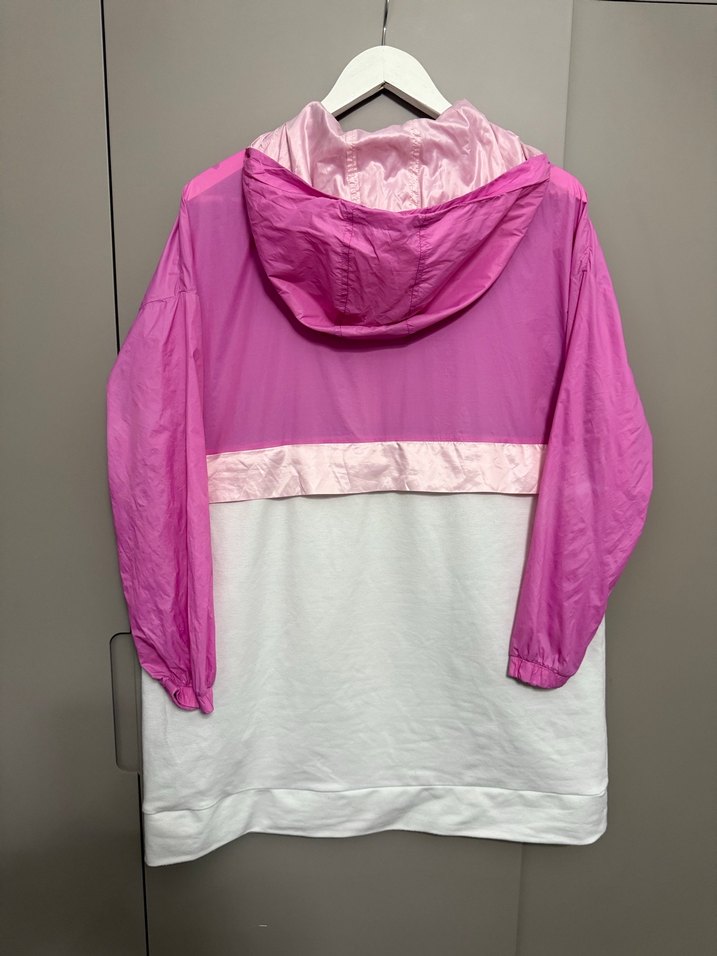 Pembe Kapüşonlu Midi Yağmurluk - Görsel 2