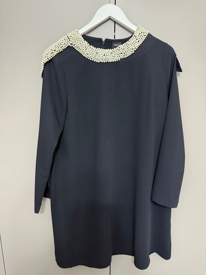 Boncuk Detaylı Siyah Uzun Kollu Tunik - Görsel 2