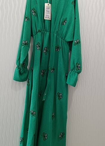 44 Beden yeşil Renk Tesettür elbise 