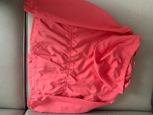 Mango 7-8 yaş mango kız çocuk ruzgarlık mont