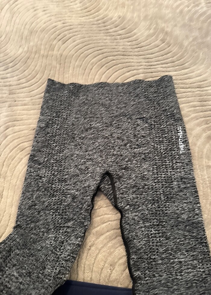 Gri tayt - Görsel 4