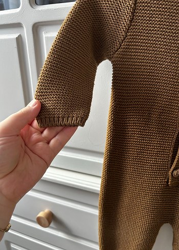 Kahverengi Örgü Bebek Tulum - Görsel 4