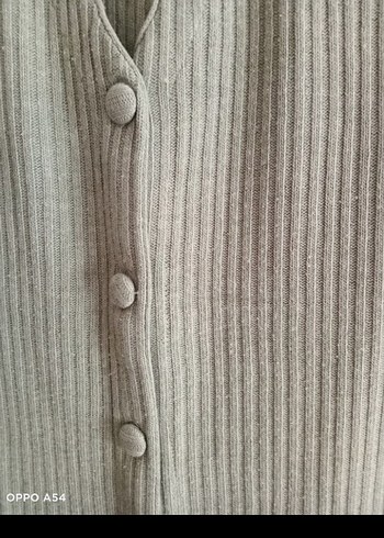 Yeşil V Yaka Düğmeli Örgü Kadın Yelek - Görsel 2