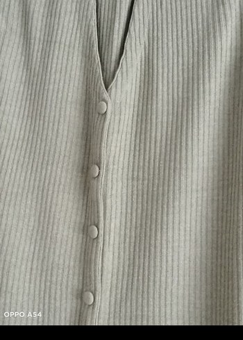 Yeşil V Yaka Düğmeli Örgü Kadın Yelek - Görsel 4