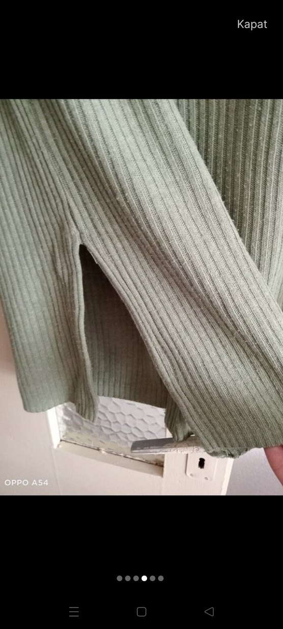 Yeşil V Yaka Düğmeli Örgü Kadın Yelek - Görsel 5