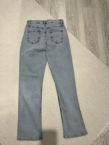 29 Beden Bol paça jean