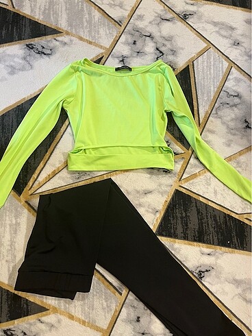 Spor crop tayt takım