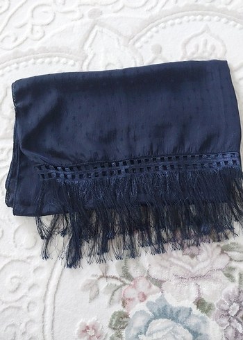 Kadın Lacivert İpek Görünümlü Şal - Görsel 2