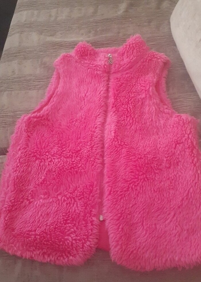 Tüylü Yelek - Görsel 2