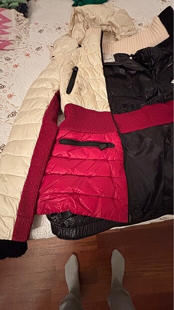 m Beden ten rengi Renk Moncler mont