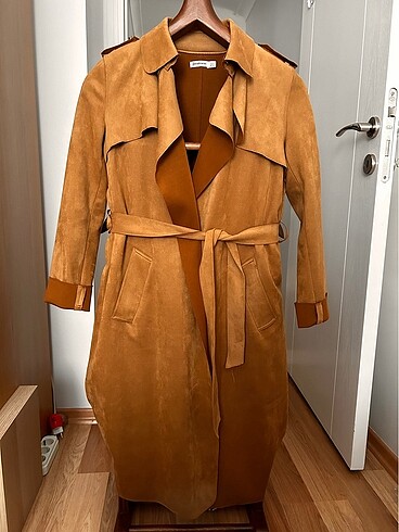 Stradivarius süet trençkot