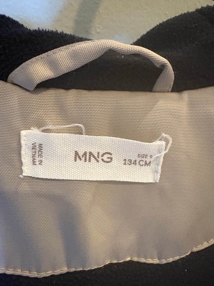 Erkek Çocuk Bej Düğmeli Rahat Mont - Görsel 5