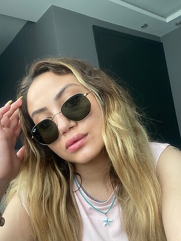 Rayban güneş gözlüğü