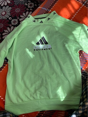 Adidas sweat