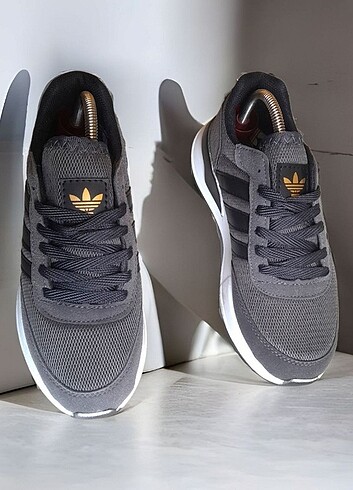 Adidas Spor ayakkabı 