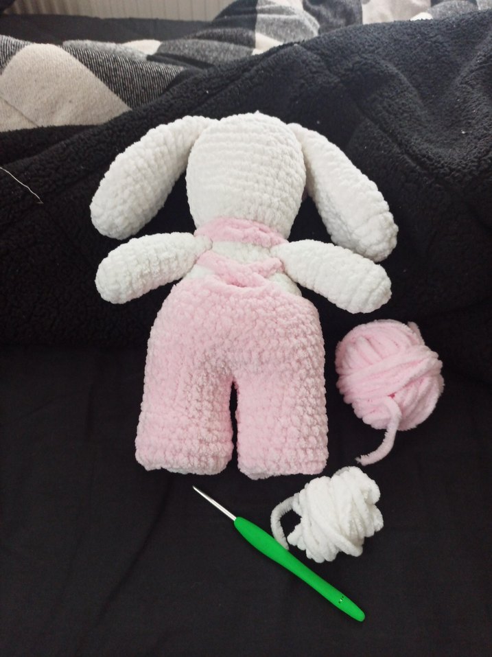 Amigurumi Pembe Tavşan Oyuncak - Görsel 3