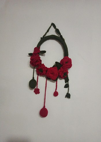 Koyu Kırmızı Çiçek Desenli Örgü duvar süsü - Görsel 3