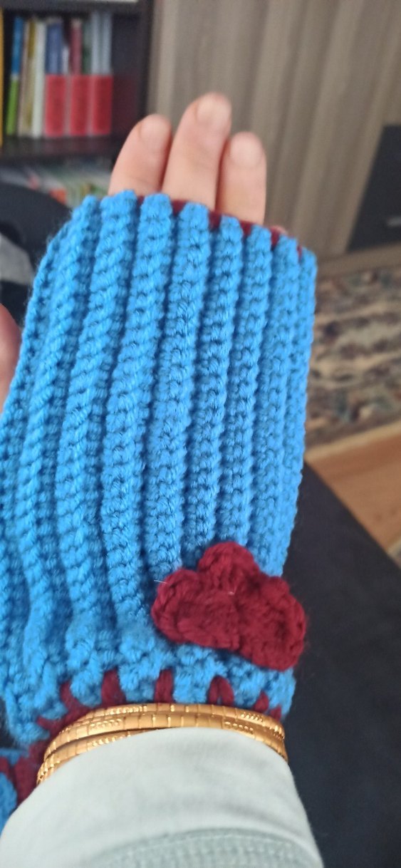 Renkli Örgü Kadın Eldivenleri - Görsel 2